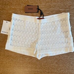 NWT MISSONI Shorts, Ivory Colour, Size 40 EU